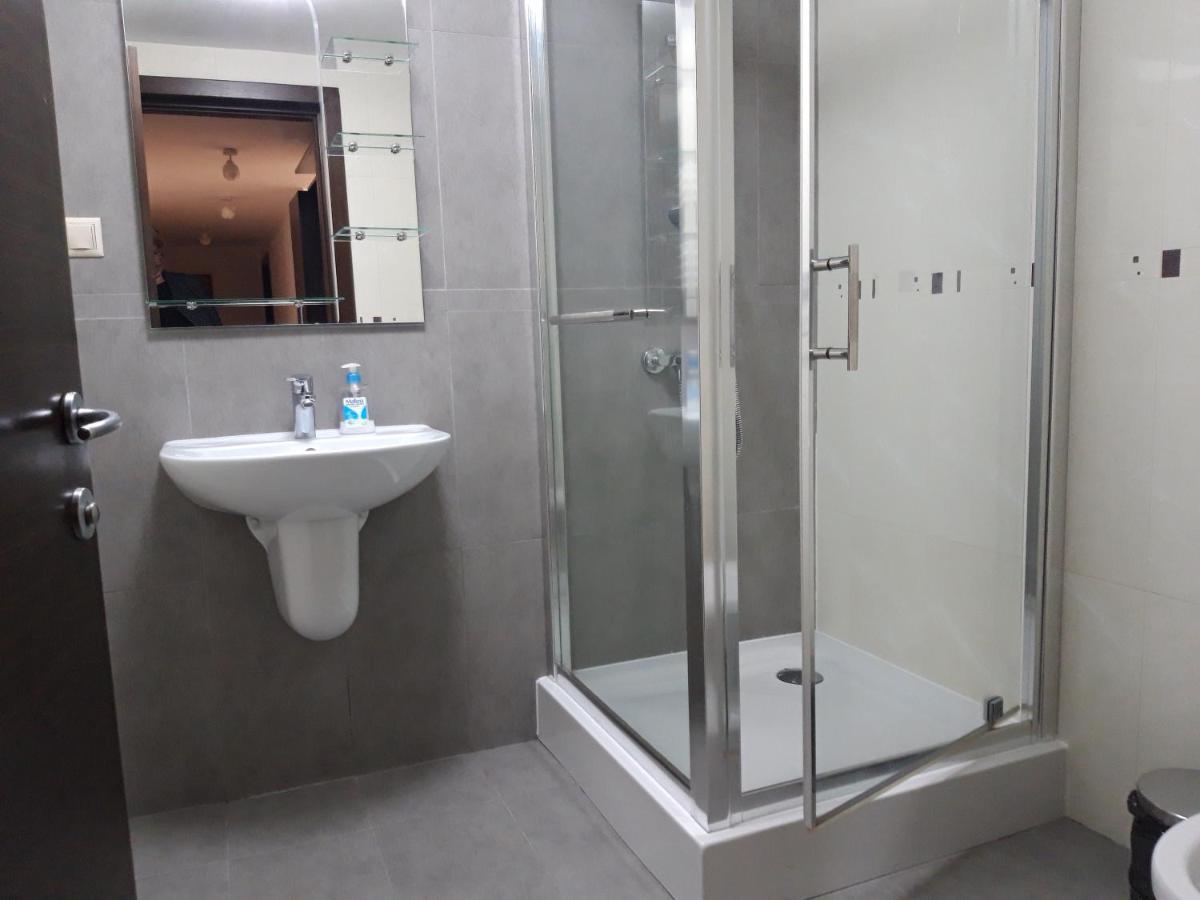 Papas Apartments Bucurestii Noi المظهر الخارجي الصورة
