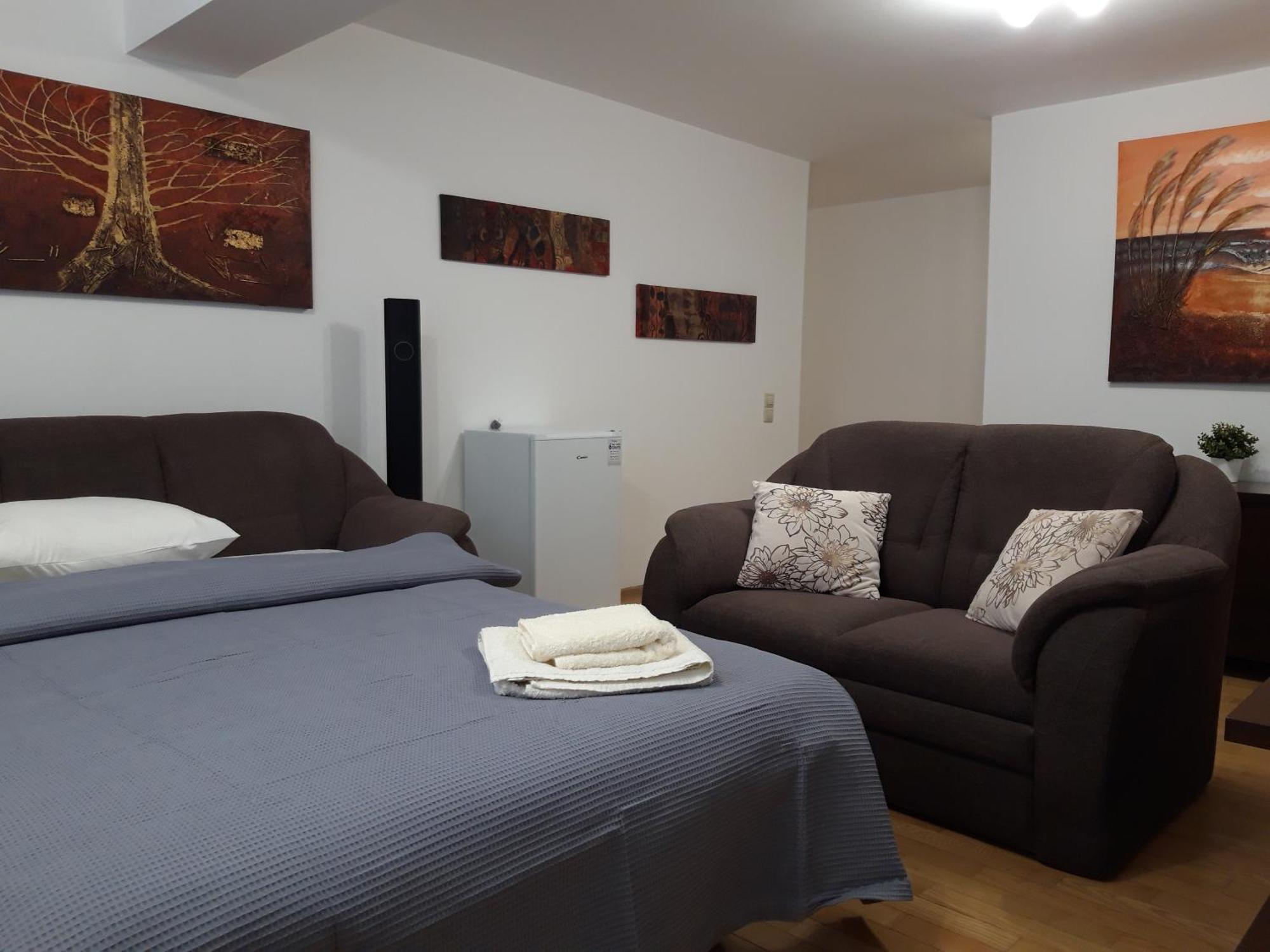 Papas Apartments Bucurestii Noi الغرفة الصورة